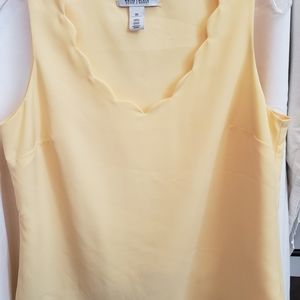 WHBM yellow scallop top. Size XS.